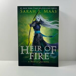 Heir of Fire by Sarah J. Maas Throne of Glass